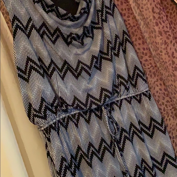 Romper - Picture 2 of 3